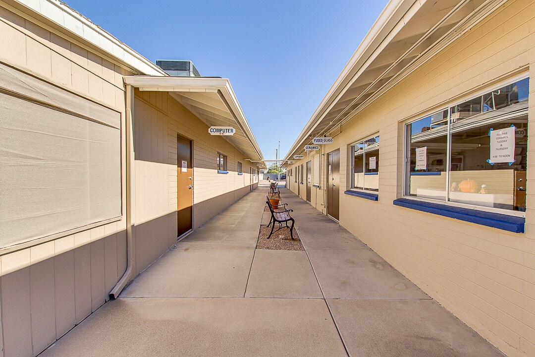 Building Photo - 5333 E Adobe Rd