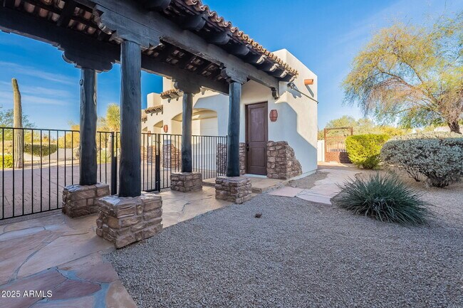 Building Photo - 7845 E Dynamite Blvd