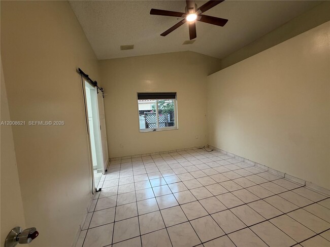 Building Photo - 3159 W 73rd Pl