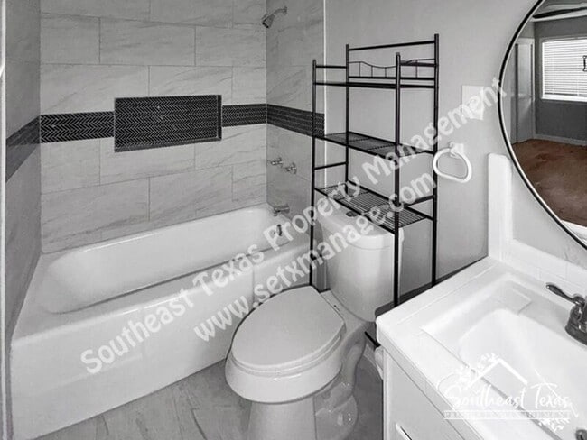 Building Photo - 1475 Rikisha Ln