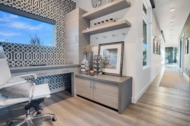 Building Photo - Contemporary Fully Furnished Four Bed Four Bath Masterpiece in Tetherow