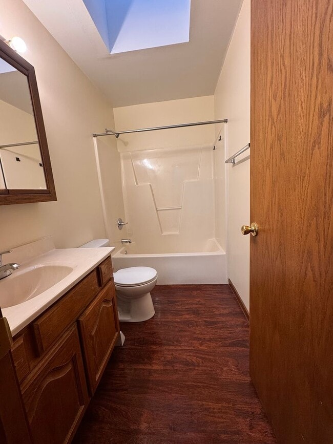 Building Photo - 103 Hazel St