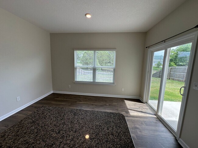 Building Photo - Modern Comfort Meets Country Serenity in Sevierville