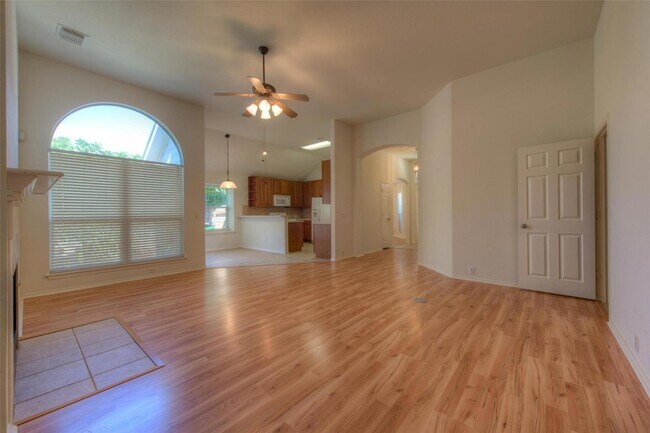 Building Photo - 1632 Belvedere Pl