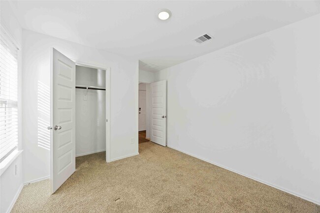 Building Photo - 3719 Lanercost Ln