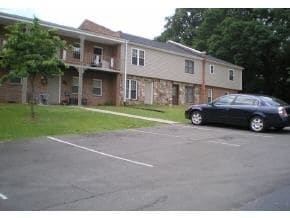 Building Photo - Kades Cove