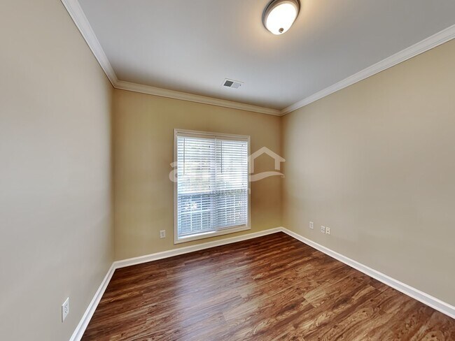 Building Photo - 169 Hunt Creek Dr