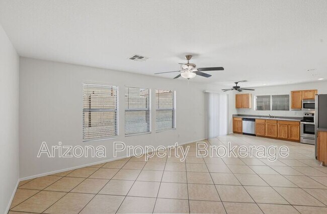 Building Photo - 3332 S Bowman Rd