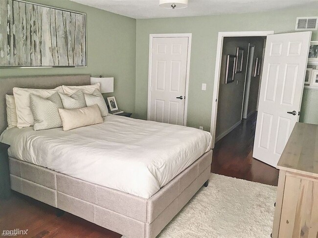 Building Photo - 2 br, 1 bath Condo - Telluride Condominium