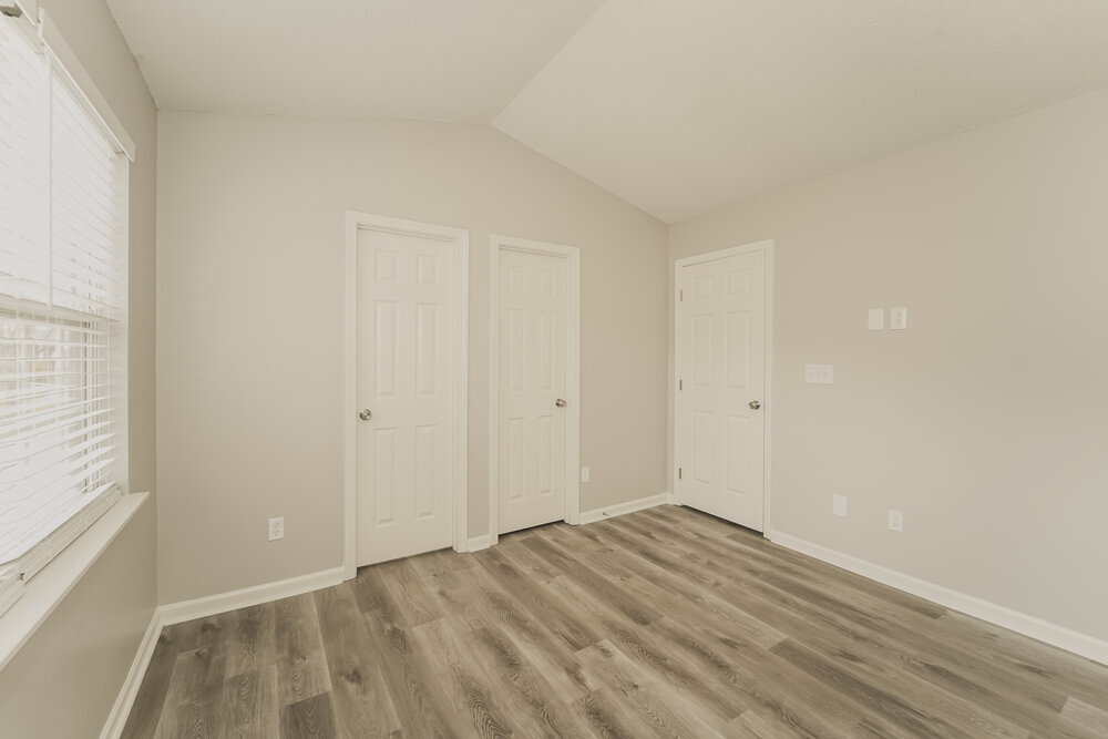 Building Photo - 5966 Cougar Ln