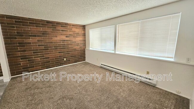 Building Photo - 1615 Trenton Ave