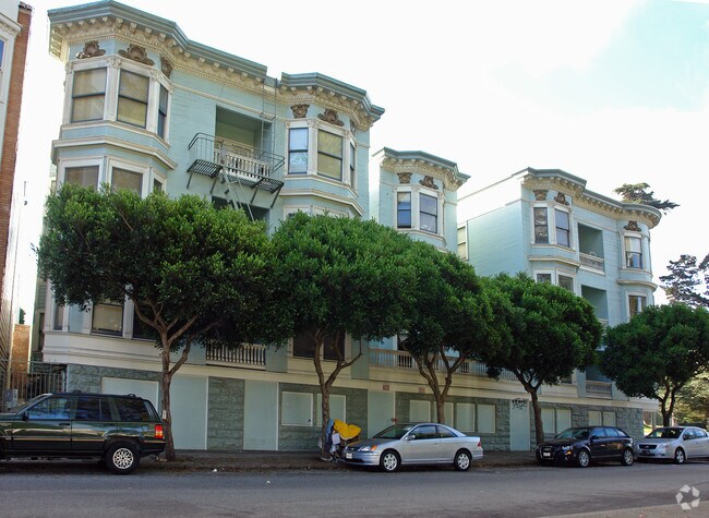 Primary Photo - Stanyan at Oak