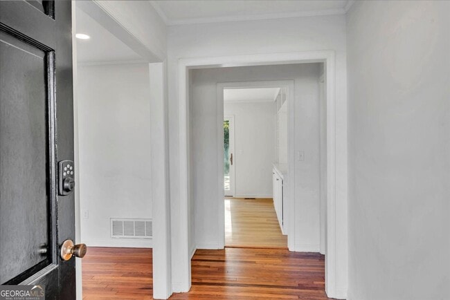 Building Photo - 1806 Knox St