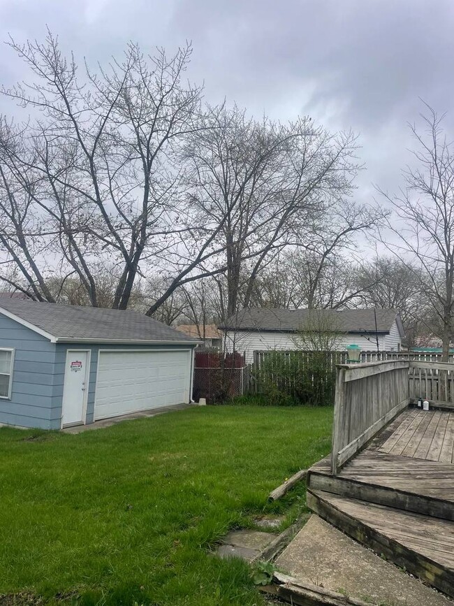 Building Photo - 4452 Churchill Dr S