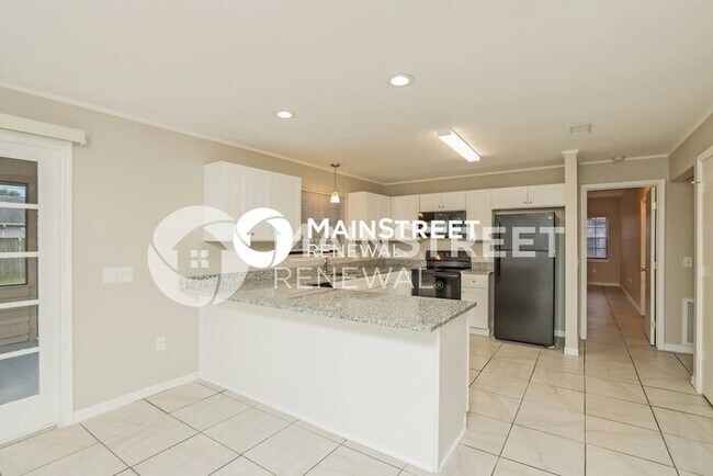 Building Photo - 1280 Goode Dr NE