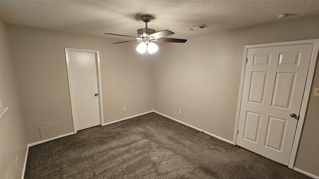 Building Photo - 4410 Adonis Dr