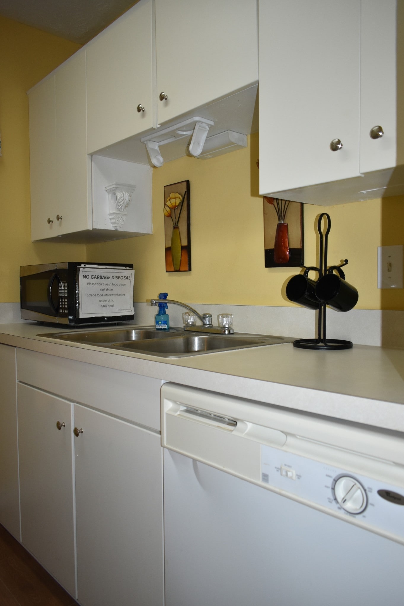 Kitchen - 4836 Atlantic Blvd