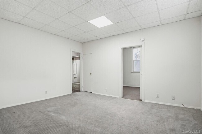 Building Photo - 221 Lake Ave S