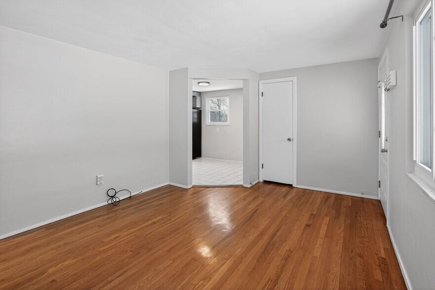 Building Photo - 3341 Recker Dr