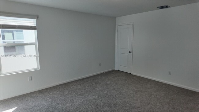 Building Photo - 10722 NW Moon Rise Ln