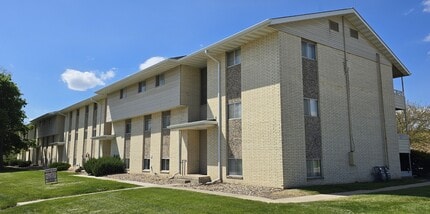 Building Photo - Furman 24th Street Apartments
