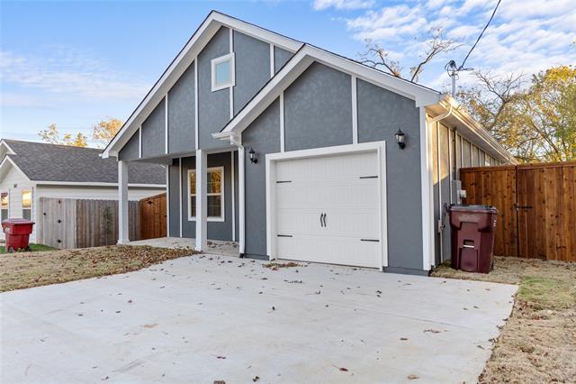 Building Photo - 520 E 5th St