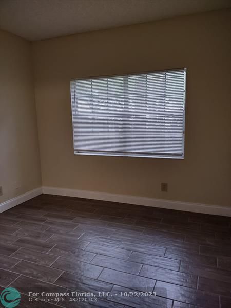 Building Photo - 671 Cypress Lake Blvd