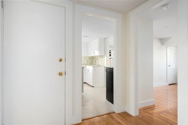 Building Photo - 97 Bliss Mine Rd