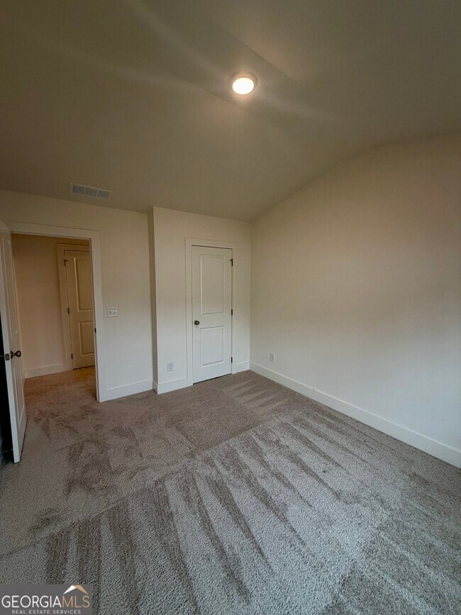 Building Photo - 1874 Aron Ln