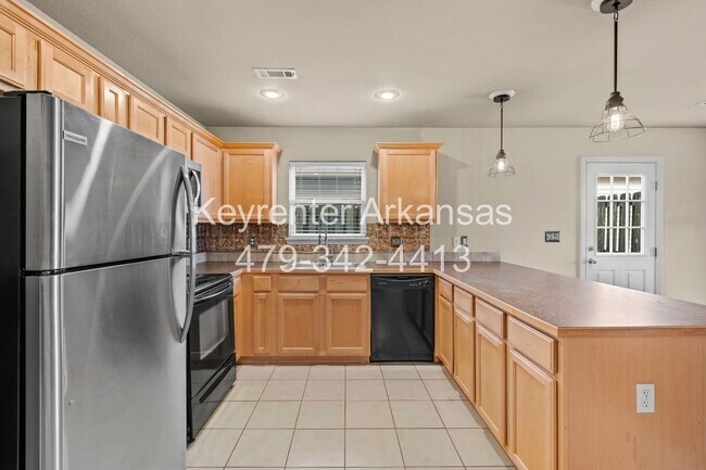 Building Photo - 1481 S Holland Dr