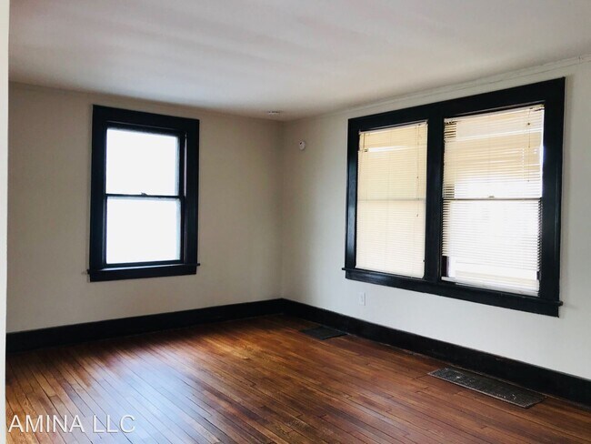 Building Photo - 3 br, 1.5 bath House - 473 Electric Ave