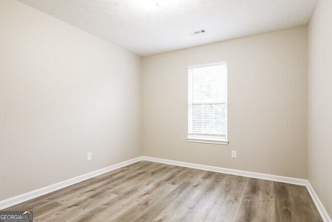 Building Photo - 9046 Jenni Cir