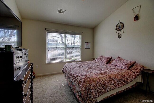 Building Photo - 3350 Boulder Cir