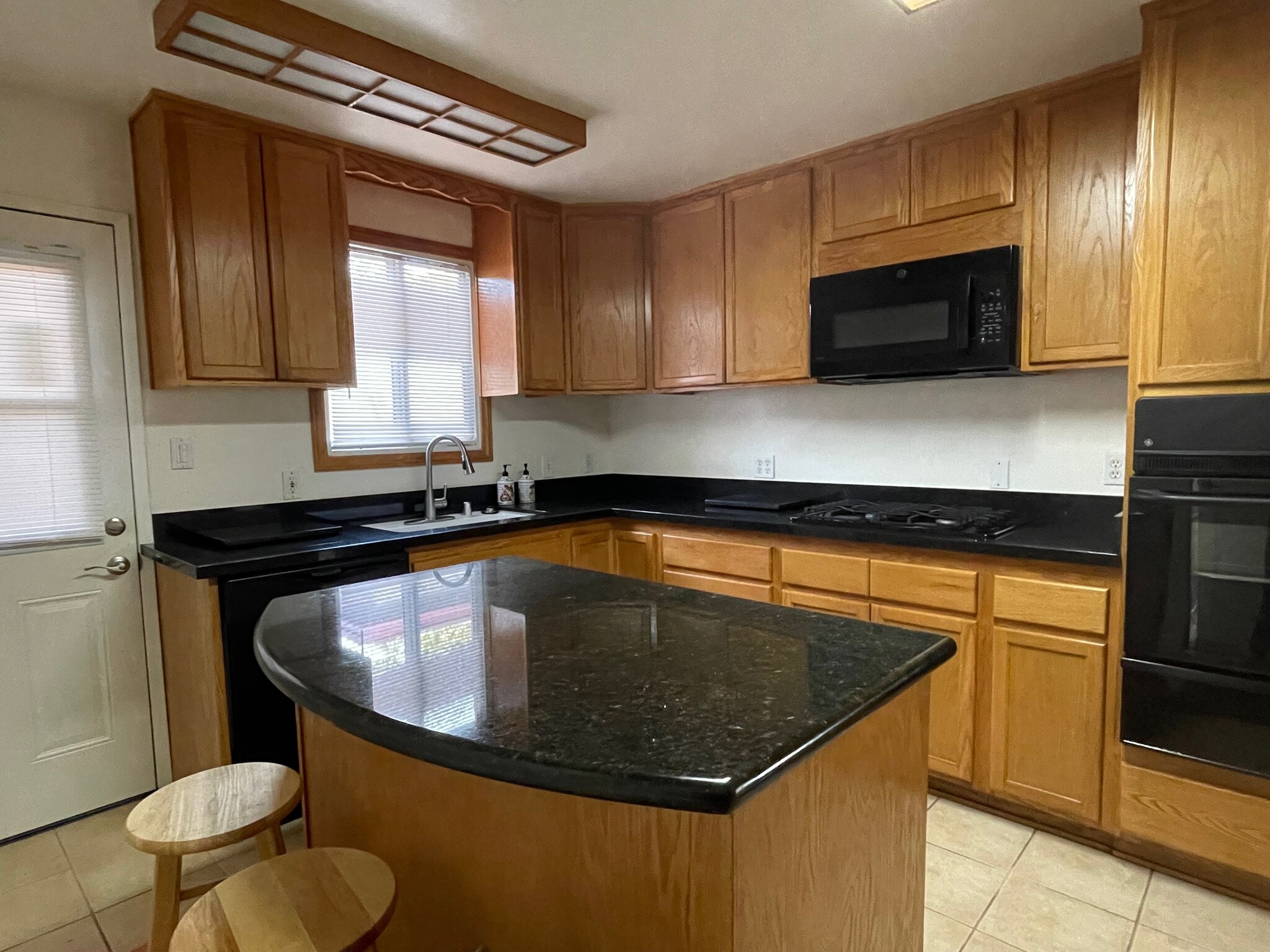 Kitchen - 12221 Hammack St