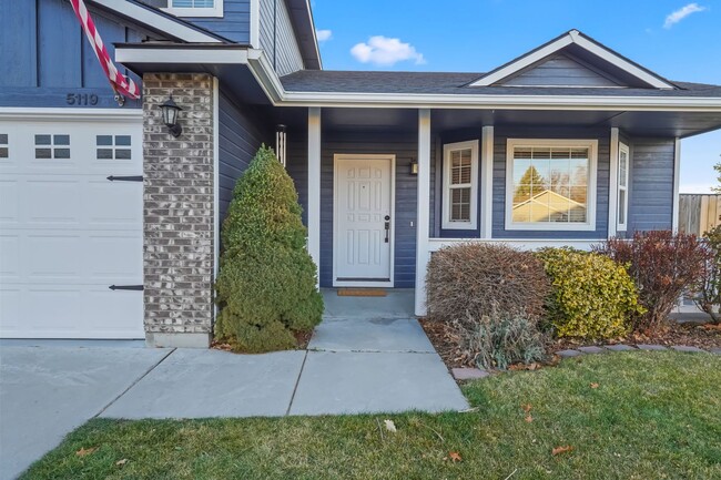 Building Photo - Desirable 4 bedroom, 2.5 bath South Boise ...