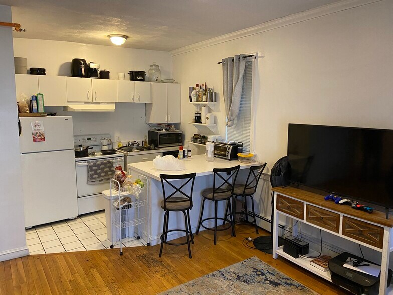 Building Photo - 61 S Huntington Ave