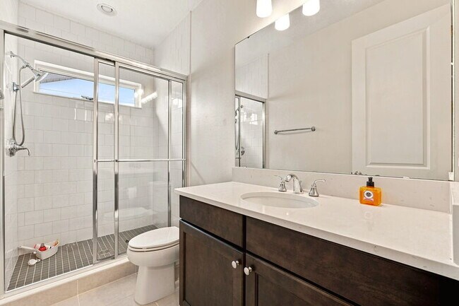 Building Photo - 10134 Royal Island Ct