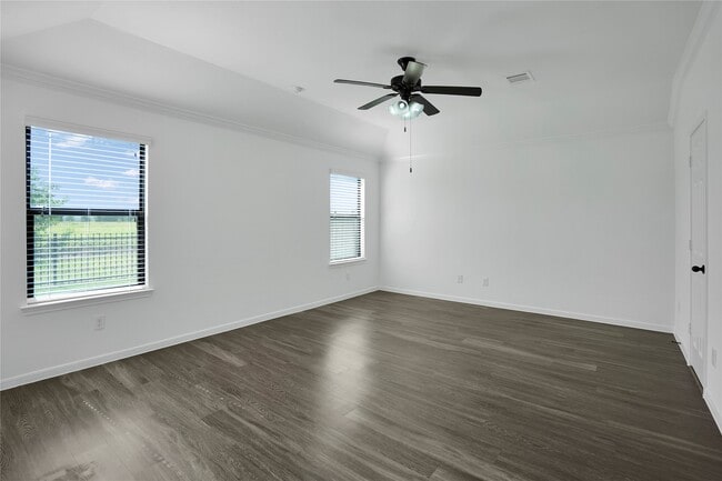Building Photo - 9214 St Laurent Ln