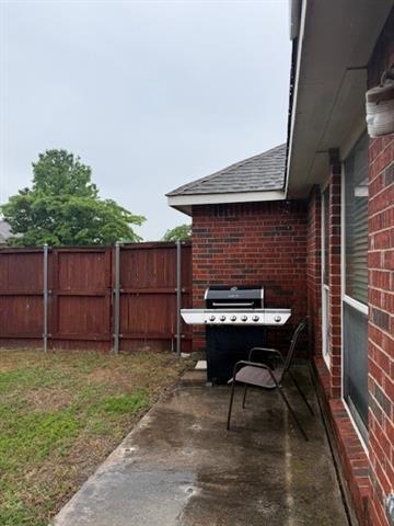 Building Photo - 1503 Heather Brook Dr