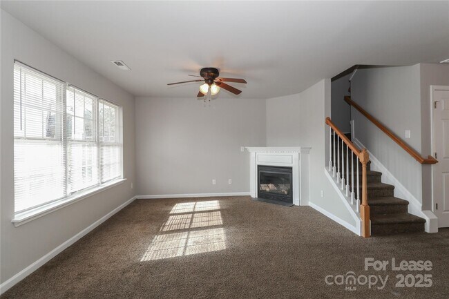 Building Photo - 153 Marakery Rd