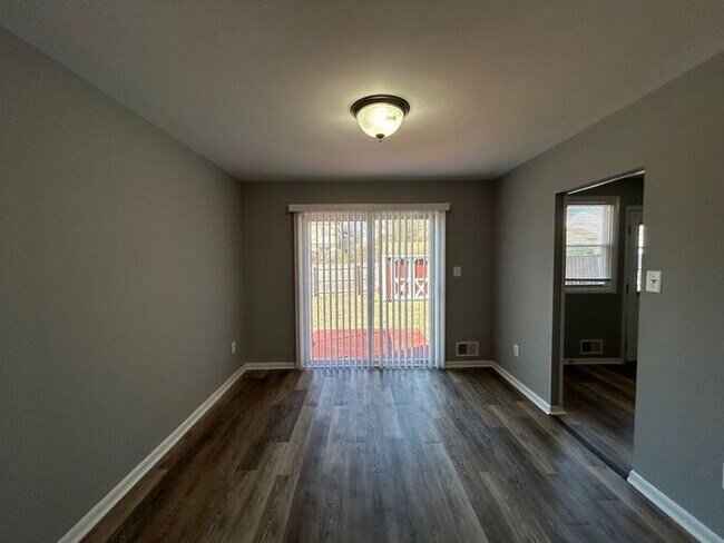 Building Photo - 4 Bedrooms 2.5 Bathrooms, Joppa MD
