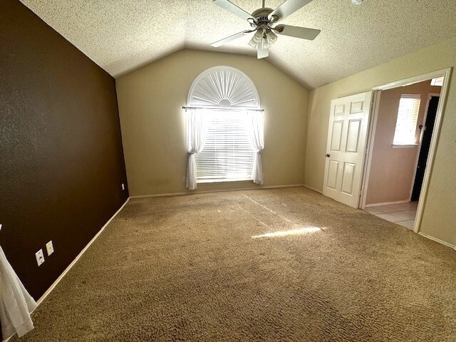 Building Photo - 2501 Redfield Dr