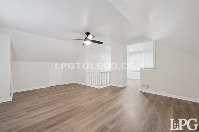 Building Photo - 3714 Wallwerth Dr