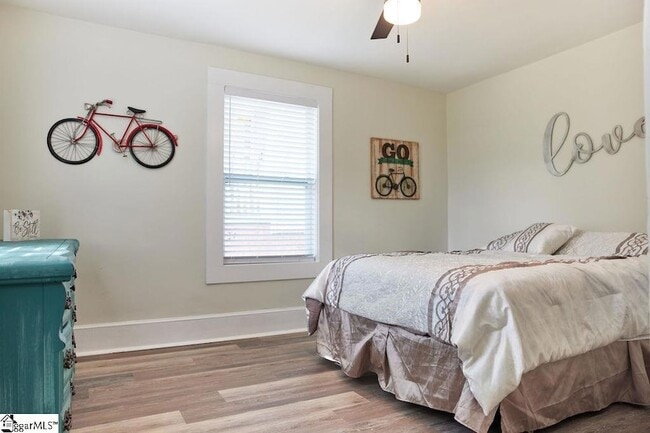 Building Photo - 4 Lindberg Ave