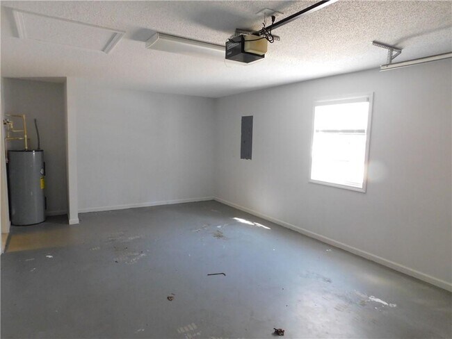Building Photo - 76 Copper Creek Dr