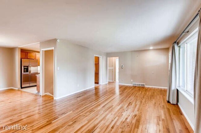 Building Photo - 5 br, 2 bath House - 1408 Brentwood Drive