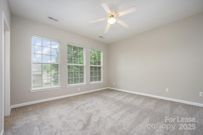 Building Photo - 6721 Charter Hills Rd