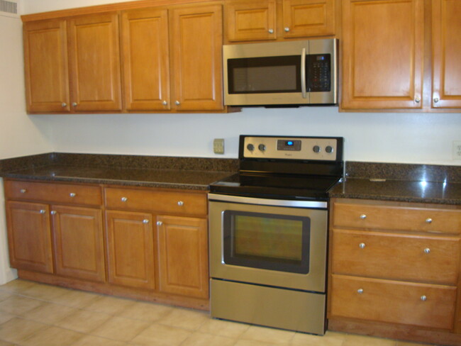 Kitchen with Lots of Cabinet Space - 3800 Powell Ln