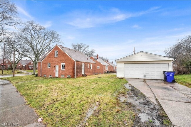Building Photo - 15205 Judson Dr