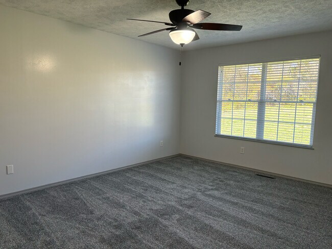 Master Bedroom - 898 N 22nd St